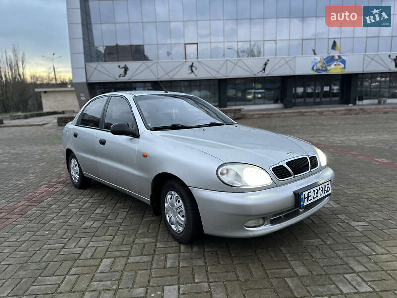 Седан Daewoo Lanos 2003 в Николаеве
