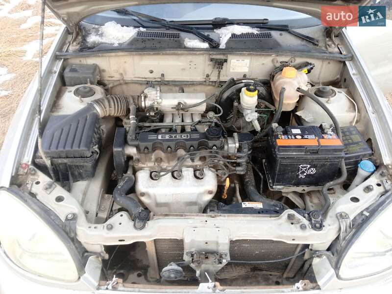 Седан Daewoo Lanos 2003 в Дрогобыче