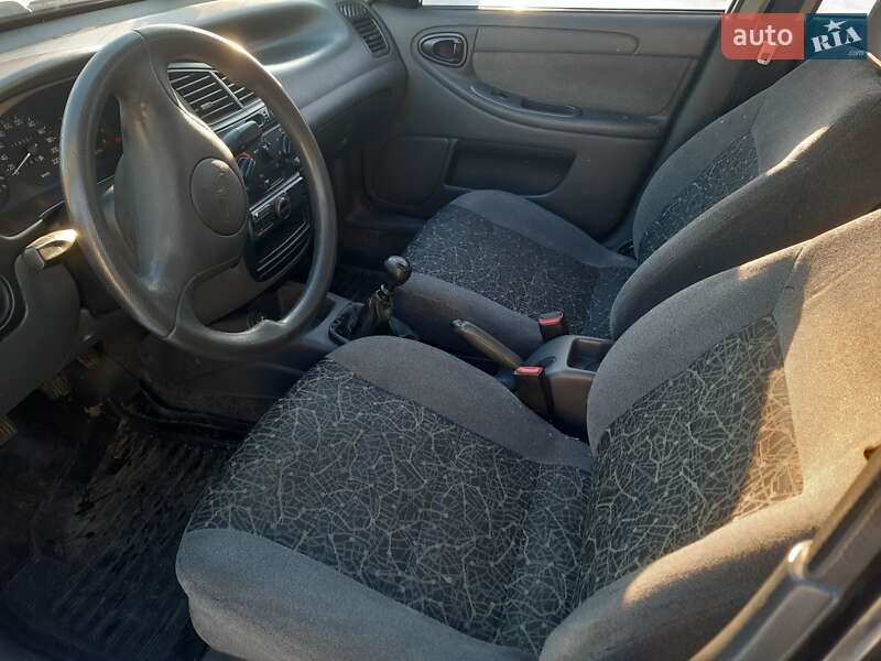Седан Daewoo Lanos 2006 в Запорожье
