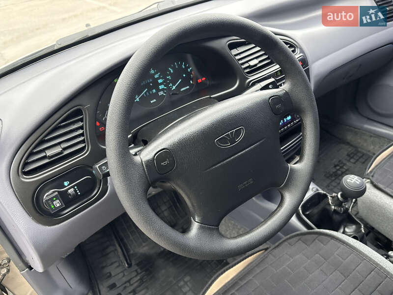 Седан Daewoo Lanos 2008 в Запорожье