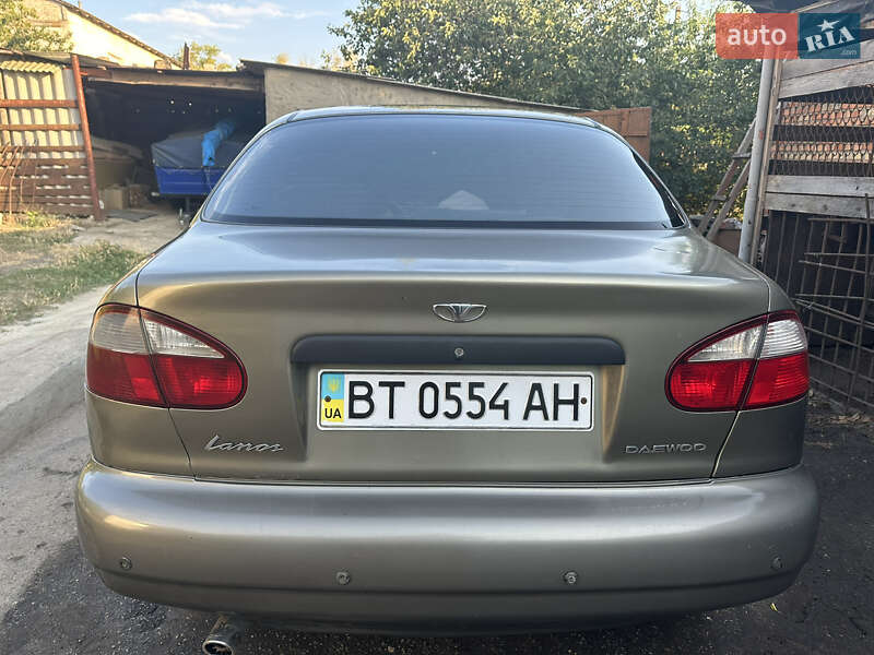 Седан Daewoo Lanos 2005 в Николаеве