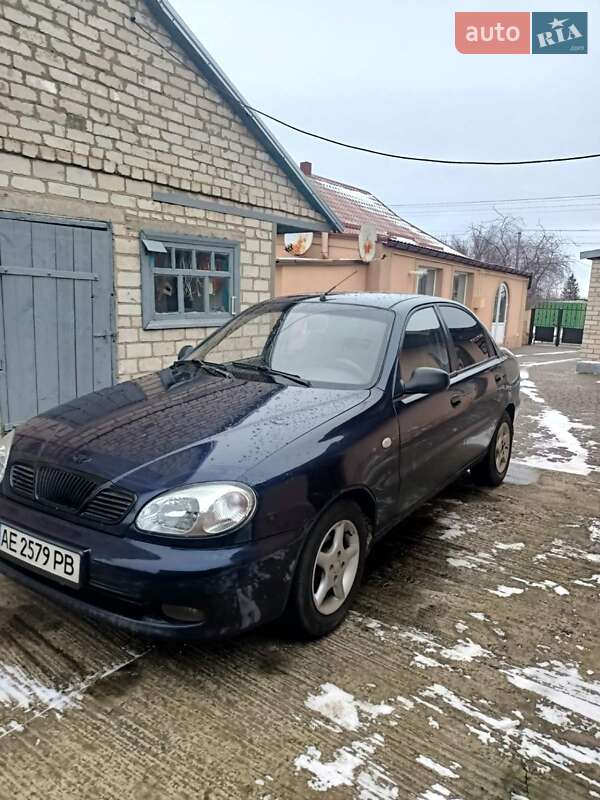 Седан Daewoo Lanos 2004 в Павлограде
