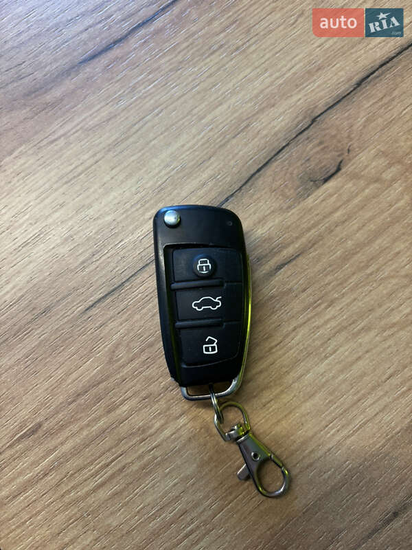 Седан Daewoo Lanos 2004 в Киеве