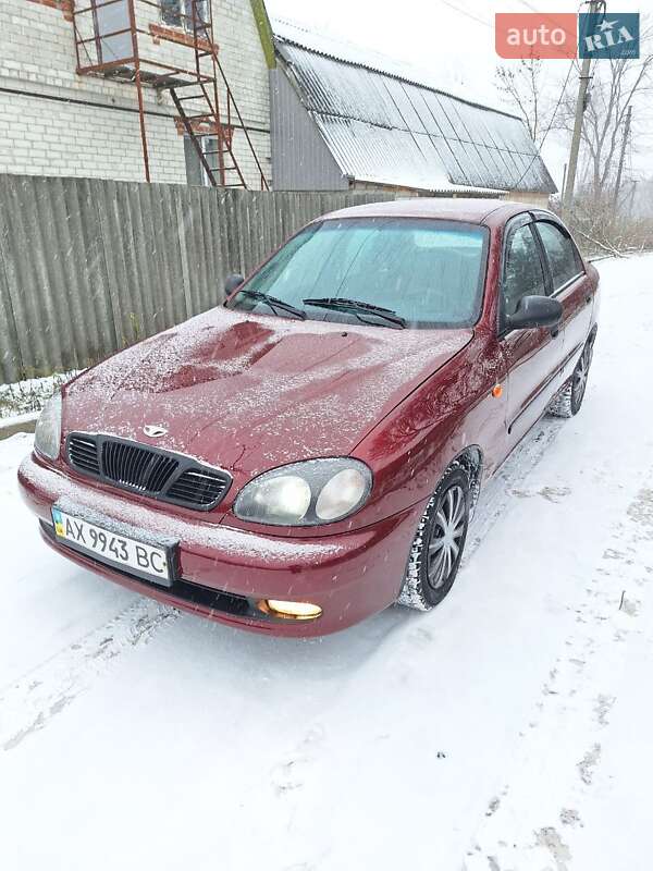 Седан Daewoo Lanos 1998 в Харькове