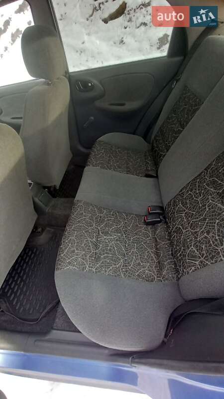 Седан Daewoo Lanos 2007 в Косове