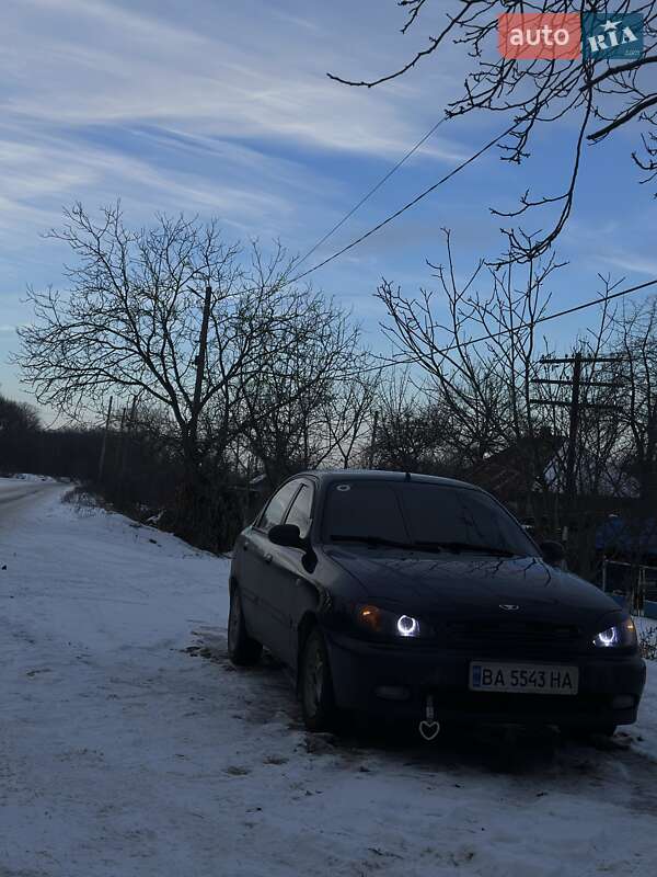 Седан Daewoo Lanos 2004 в Черновцах