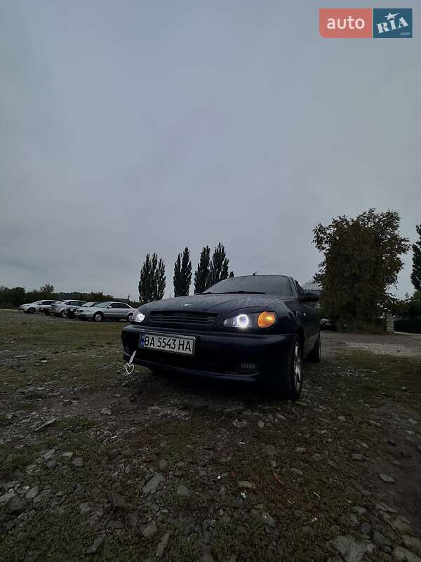 Седан Daewoo Lanos 2004 в Черновцах