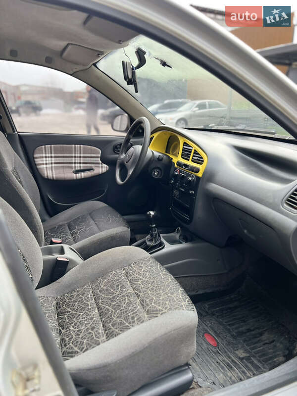 Седан Daewoo Lanos 2007 в Сумах