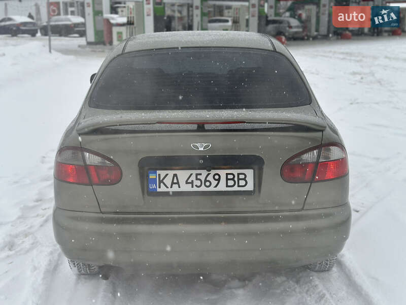 Седан Daewoo Lanos 2004 в Житомире