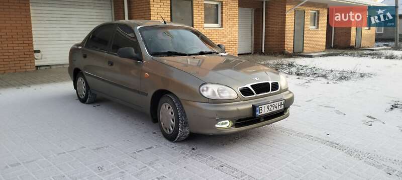 Седан Daewoo Lanos 2003 в Кременчуге