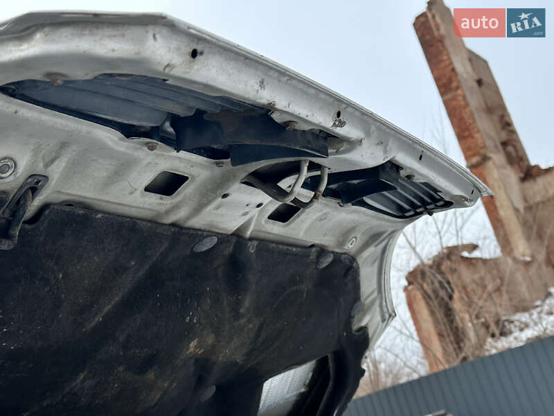 Седан Daewoo Lanos 2004 в Кривом Роге