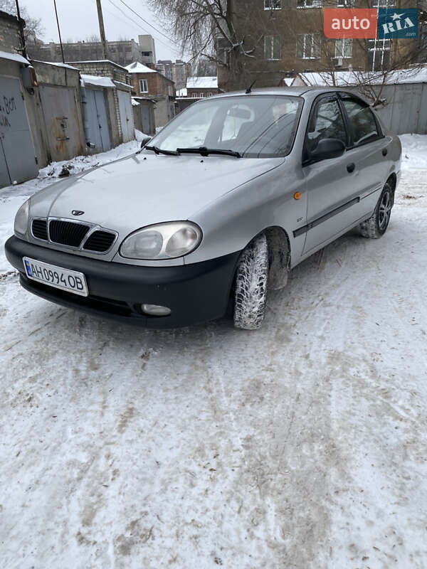 Седан Daewoo Lanos 2003 в Днепре