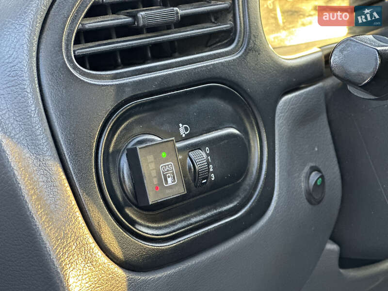 Седан Daewoo Lanos 2006 в Одессе