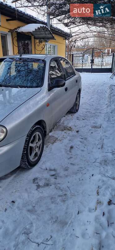 Седан Daewoo Lanos 2003 в Великой Александровке