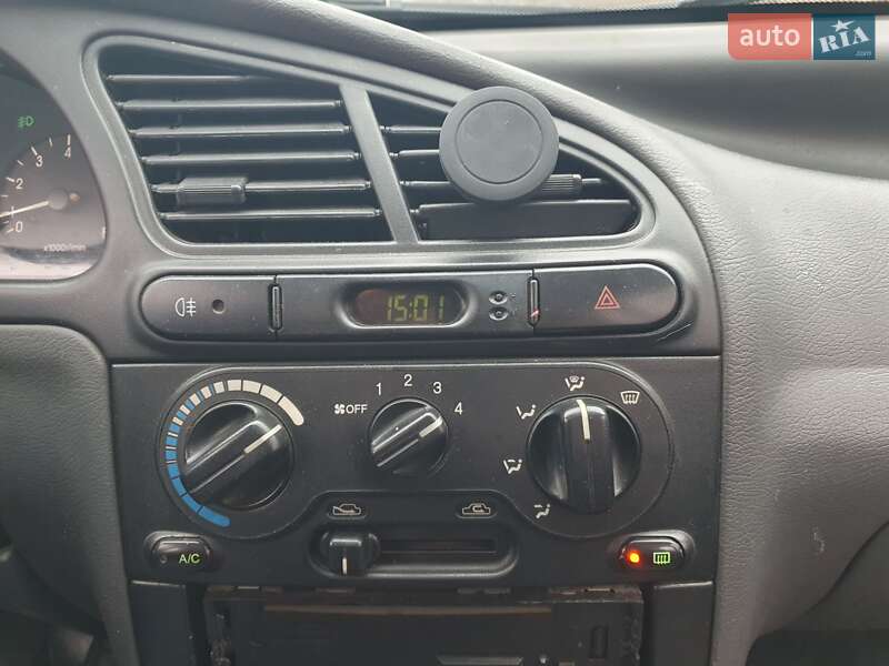 Седан Daewoo Lanos 2011 в Києві