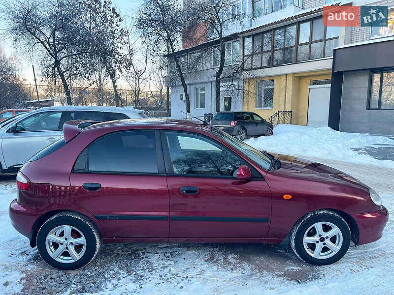 Хэтчбек Daewoo Lanos 2003 в Житомире