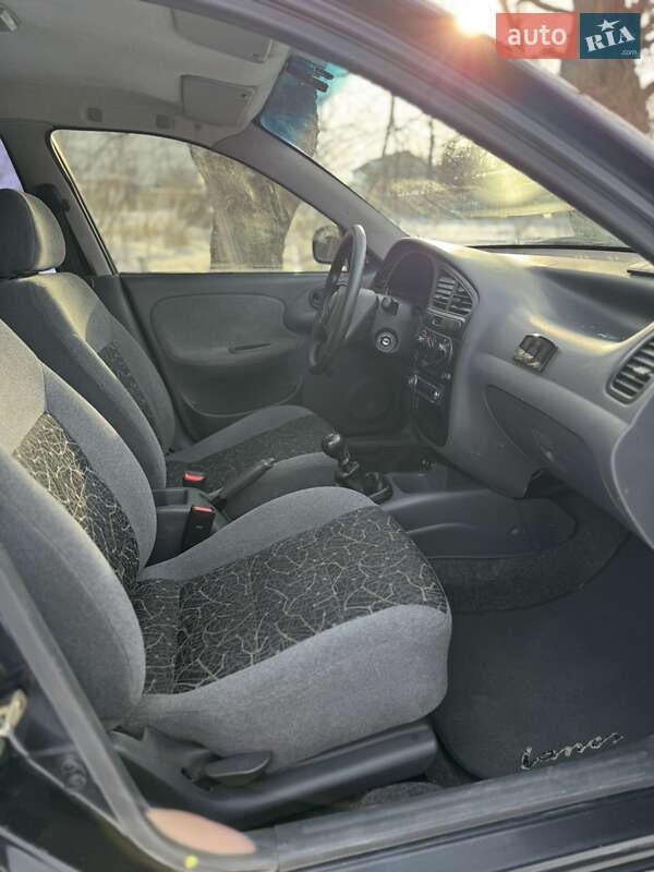 Седан Daewoo Lanos 2006 в Шостке
