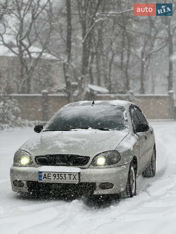 Седан Daewoo Lanos 2003 в Новомосковську фото Седан Daewoo Lanos 2003 в Новомосковську