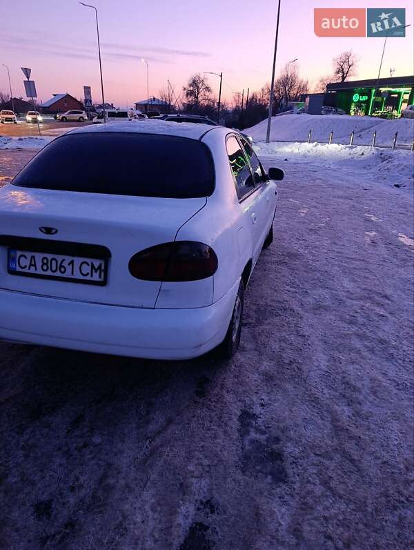 Седан Daewoo Lanos 2004 в Києві