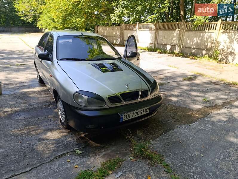 Седан Daewoo Lanos 2003 в Дунаївцях