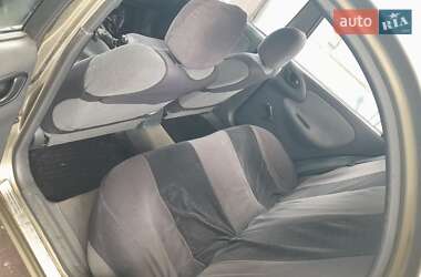 Седан Daewoo Lanos 2004 в Львове
