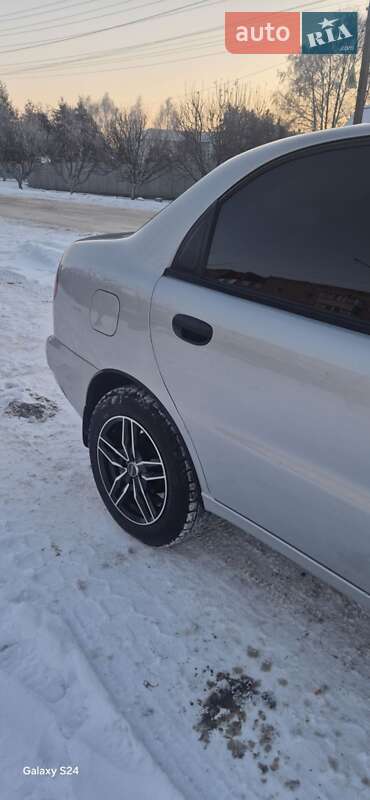Седан Daewoo Lanos 2008 в Краснограде