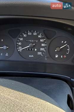Седан Daewoo Lanos 2006 в Киеве