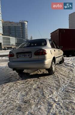 Седан Daewoo Lanos 2006 в Киеве