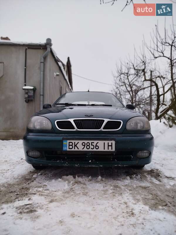 Седан Daewoo Lanos 2005 в Ровно