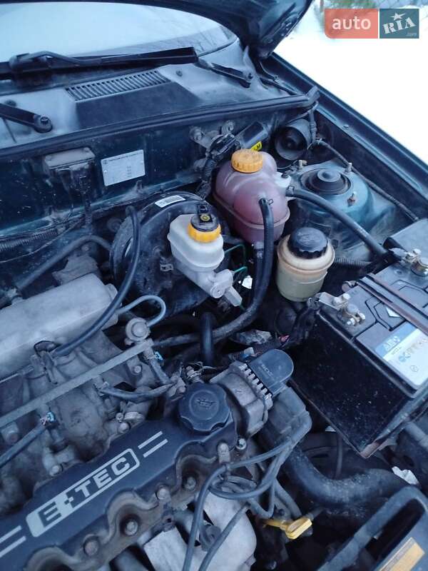 Седан Daewoo Lanos 2005 в Ровно