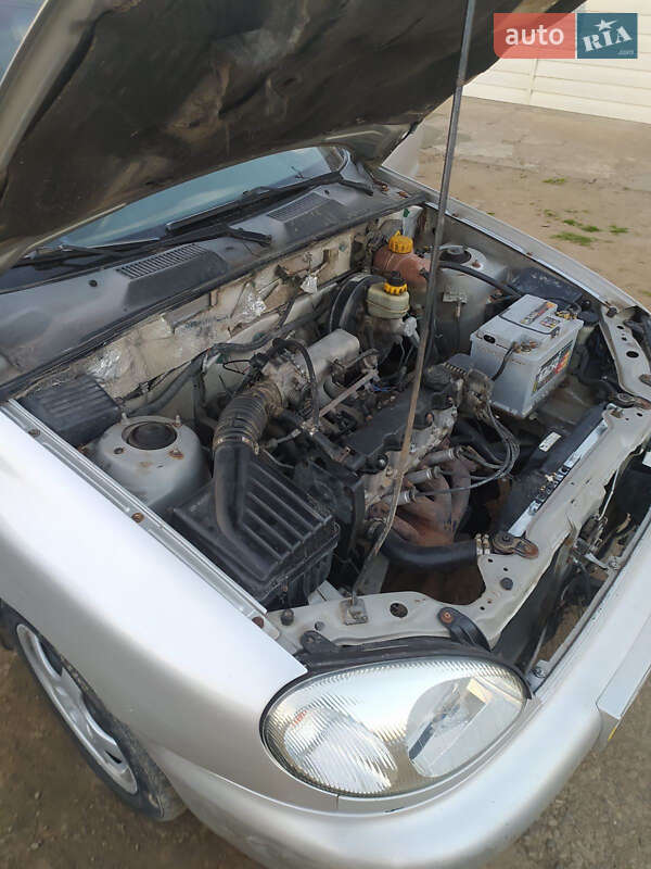 Седан Daewoo Lanos 2003 в Снятині