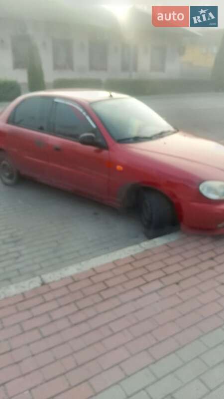 Седан Daewoo Lanos 2008 в Львові