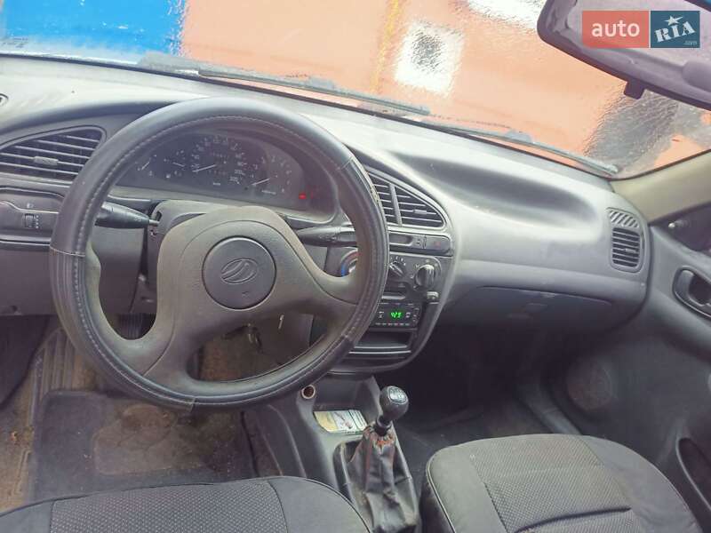 Седан Daewoo Lanos 2006 в Киеве