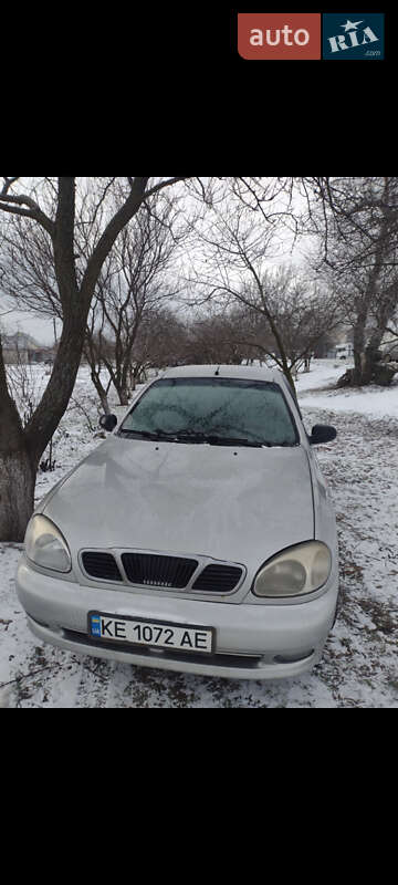 Седан Daewoo Lanos 2004 в Днепре