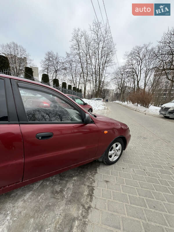 Седан Daewoo Lanos 2006 в Львове