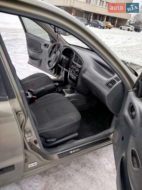 Седан Daewoo Lanos 2008 в Житомирі