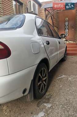 Седан Daewoo Lanos 2003 в Днепре