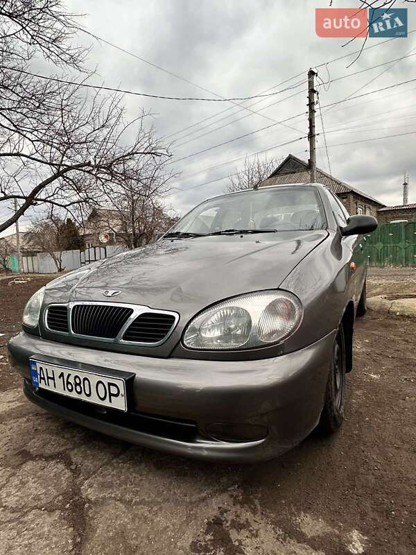 2007 Daewoo Lanos, VIN Y6DTF69YD7W375772:plate — фото 1 (autoria)