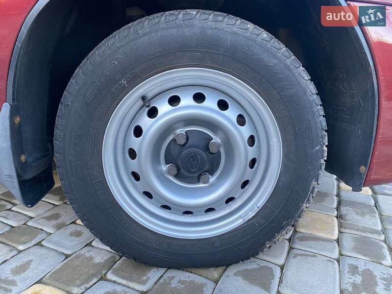 Седан Daewoo Lanos 2011 в Виннице