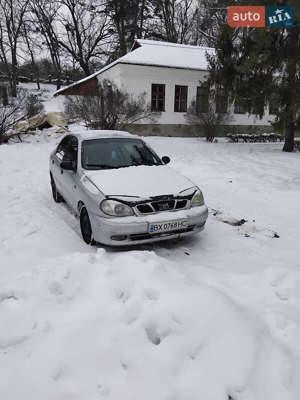 Седан Daewoo Lanos 2000 в Дунаевцах