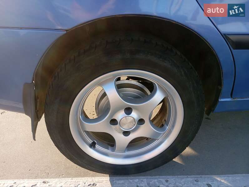 Седан Daewoo Lanos 2007 в Бурині