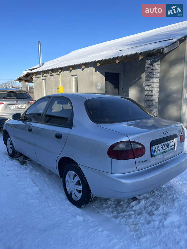 Седан Daewoo Lanos 2005 в Борисполі