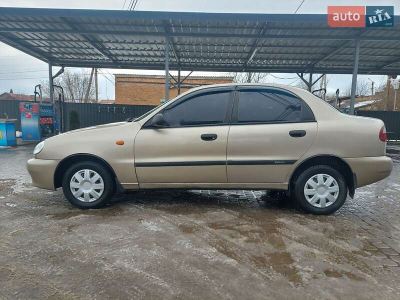 Седан Daewoo Lanos 2008 в Старокостянтинові