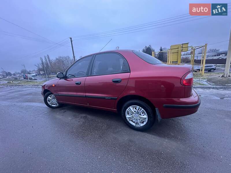 Седан Daewoo Lanos 2005 в Кременчуці