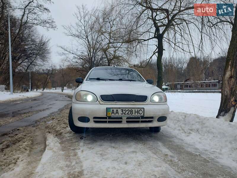Седан Daewoo Lanos 2008 в Киеве