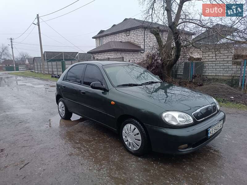 Хэтчбек Daewoo Lanos 1998 в Кривом Роге фото Хэтчбек Daewoo Lanos 1998 в Кривом Роге