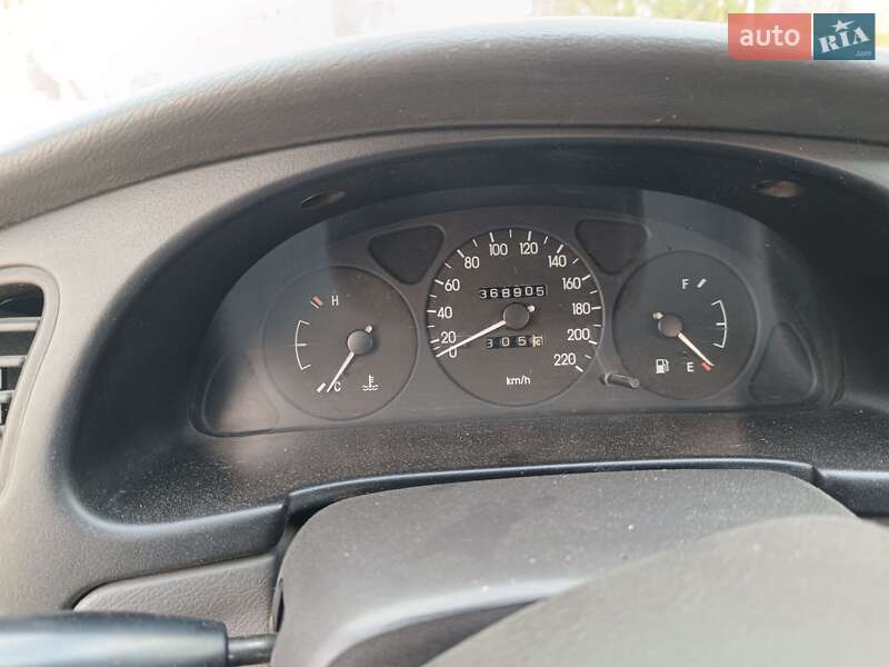 Седан Daewoo Lanos 2005 в Дніпрі