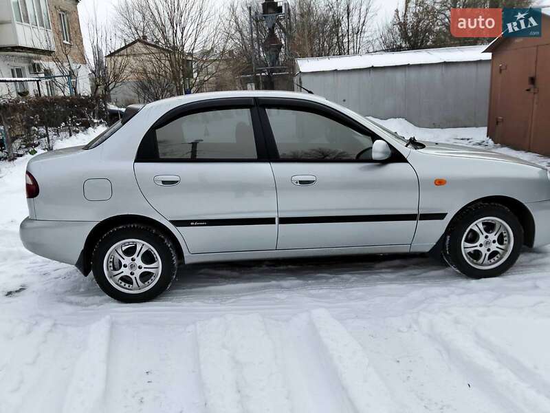2007 Daewoo Lanos, VIN SUPTF69YD7W365819:plate — фото 1 (autoria)