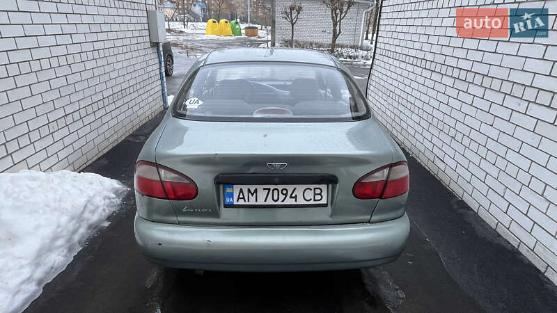 Седан Daewoo Lanos 2008 в Буче