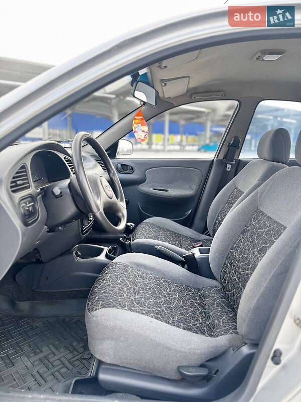 Седан Daewoo Lanos 2004 в Запорожье фото 11 Седан Daewoo Lanos 2004 в Запорожье